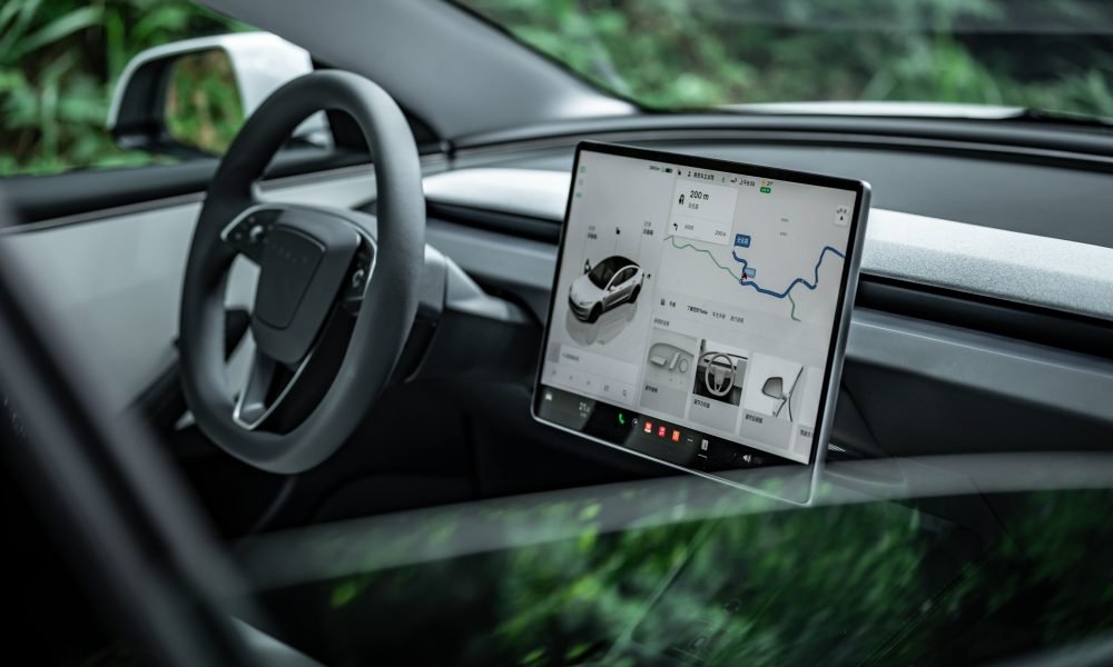 Tesla reviews its full self -driving subscription